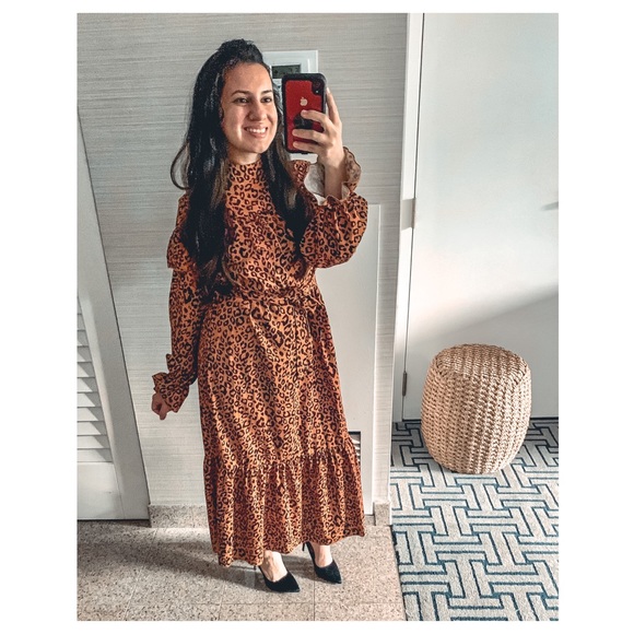 Meet your Posher, Michelle - Picture 3 of 3